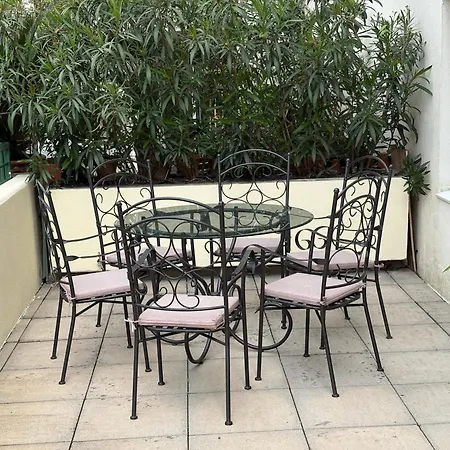 T2 Cosy Proche Du Centre Avec Grande Terrasse!